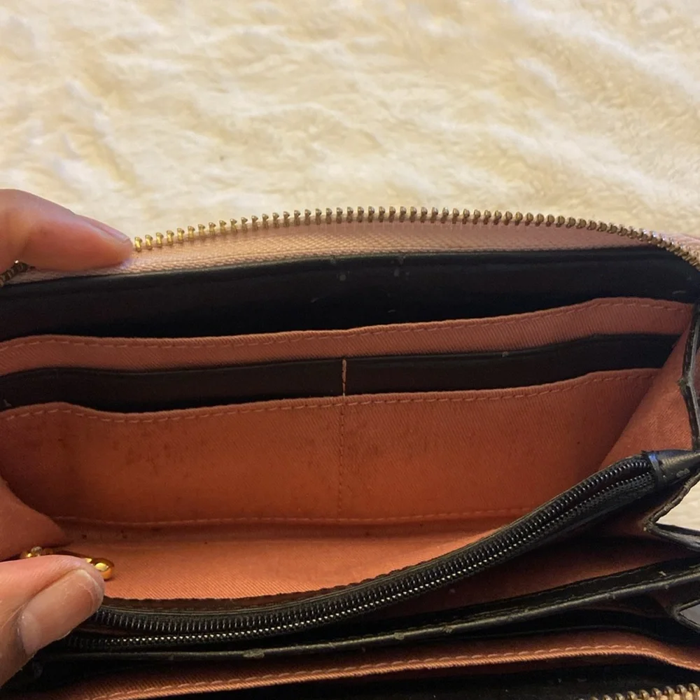 Juicy Couture Y2K Pink Bow Velour Quilted wallet